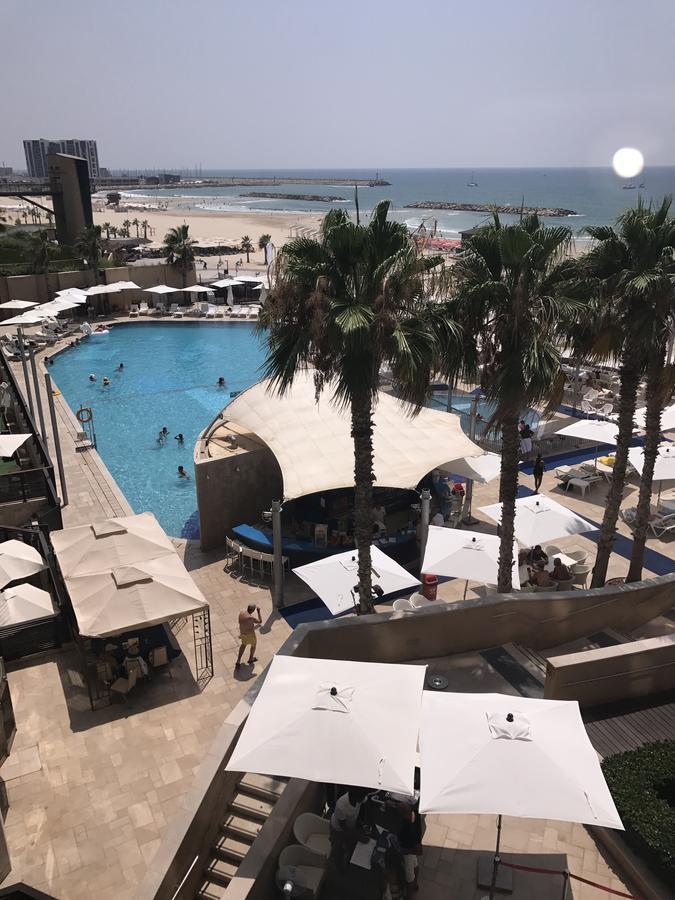 Herzelia Beach Apartment- Breathtaking Views With Bomb Shelter المظهر الخارجي الصورة